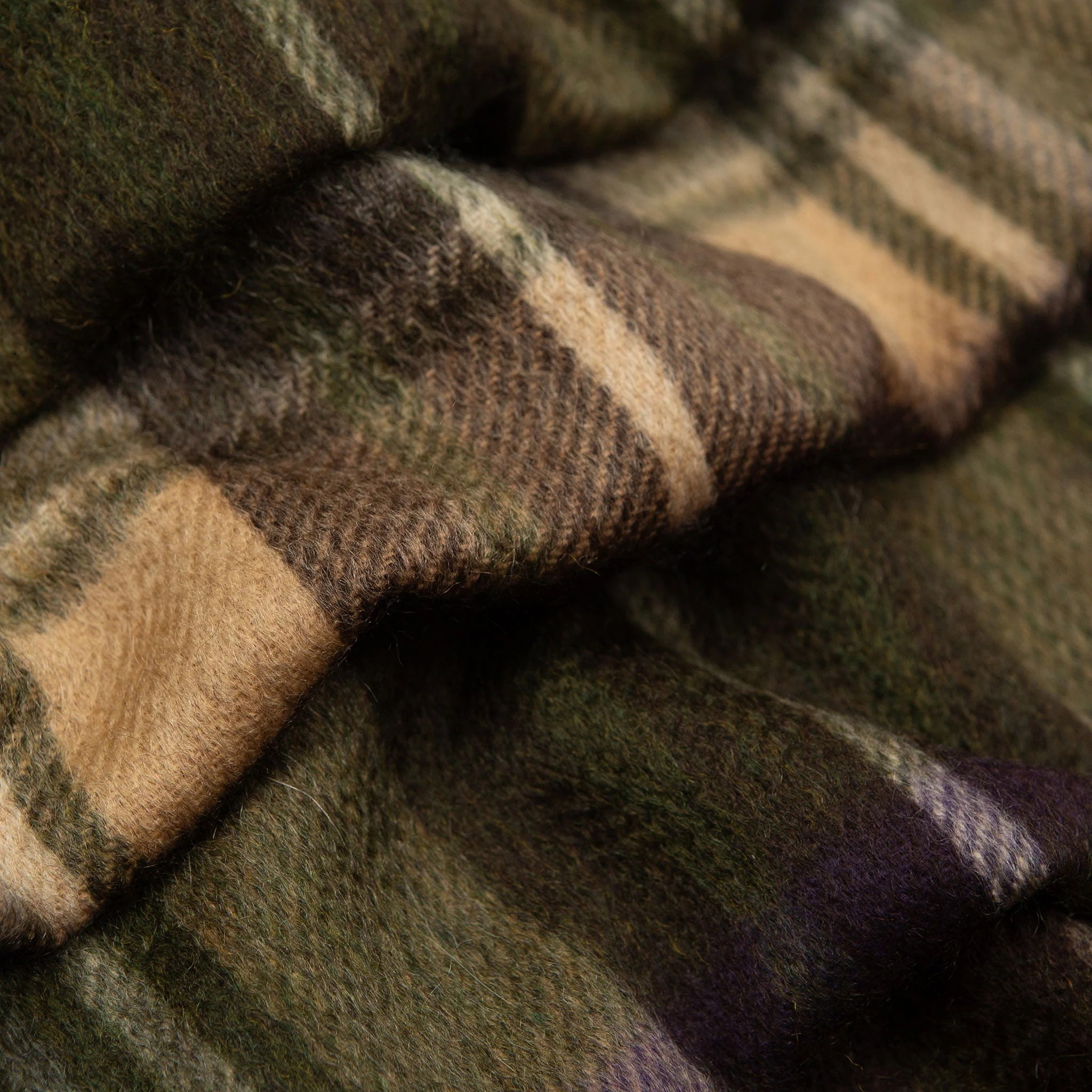 Heritage Extra-Large Check Cashmere Scarf with Tassels and Gift Box - Image 20