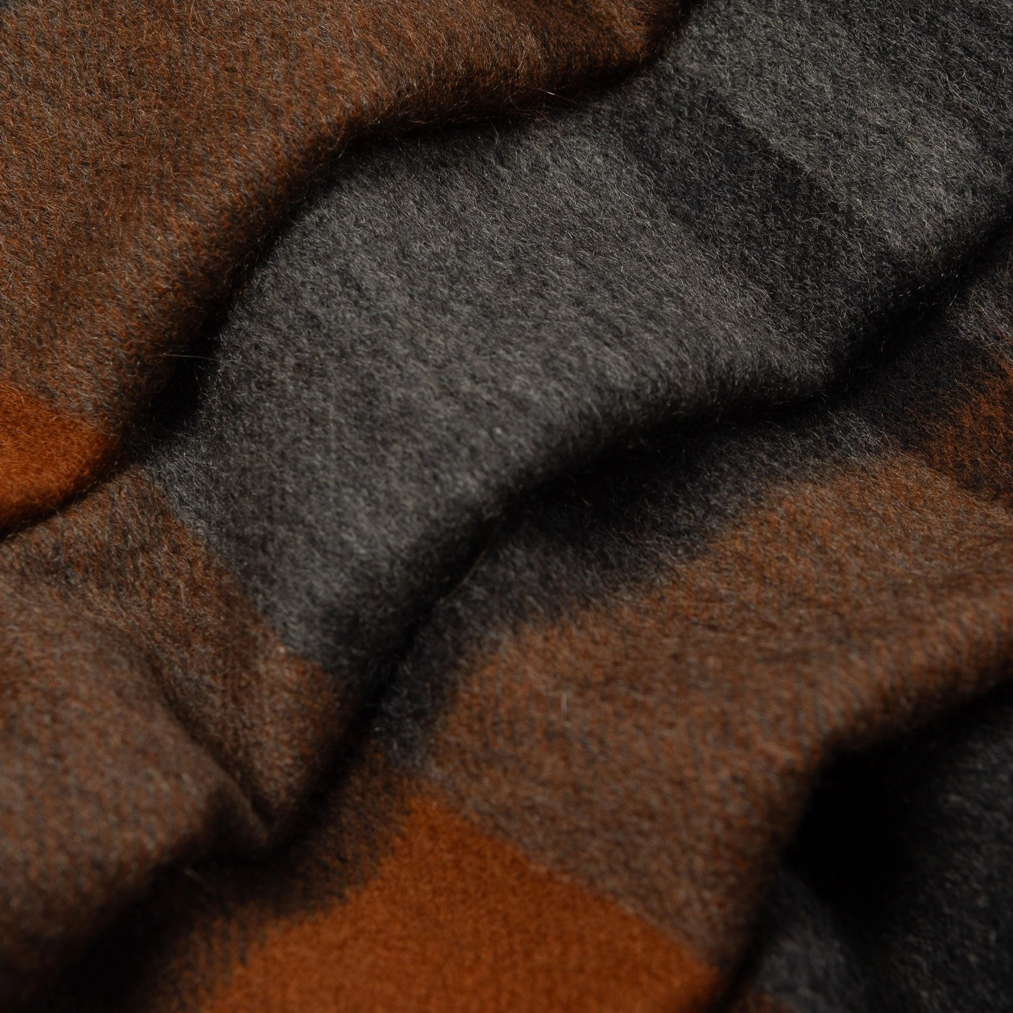 Heritage Extra-Large Check Cashmere Scarf with Tassels and Gift Box - Image 23