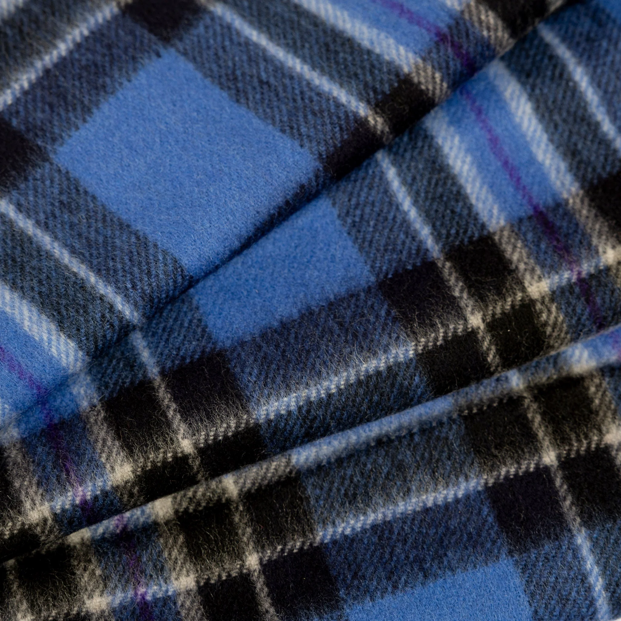 Heritage Large Check Cashmere Scarf with Tassels and Gift Box - Image 18
