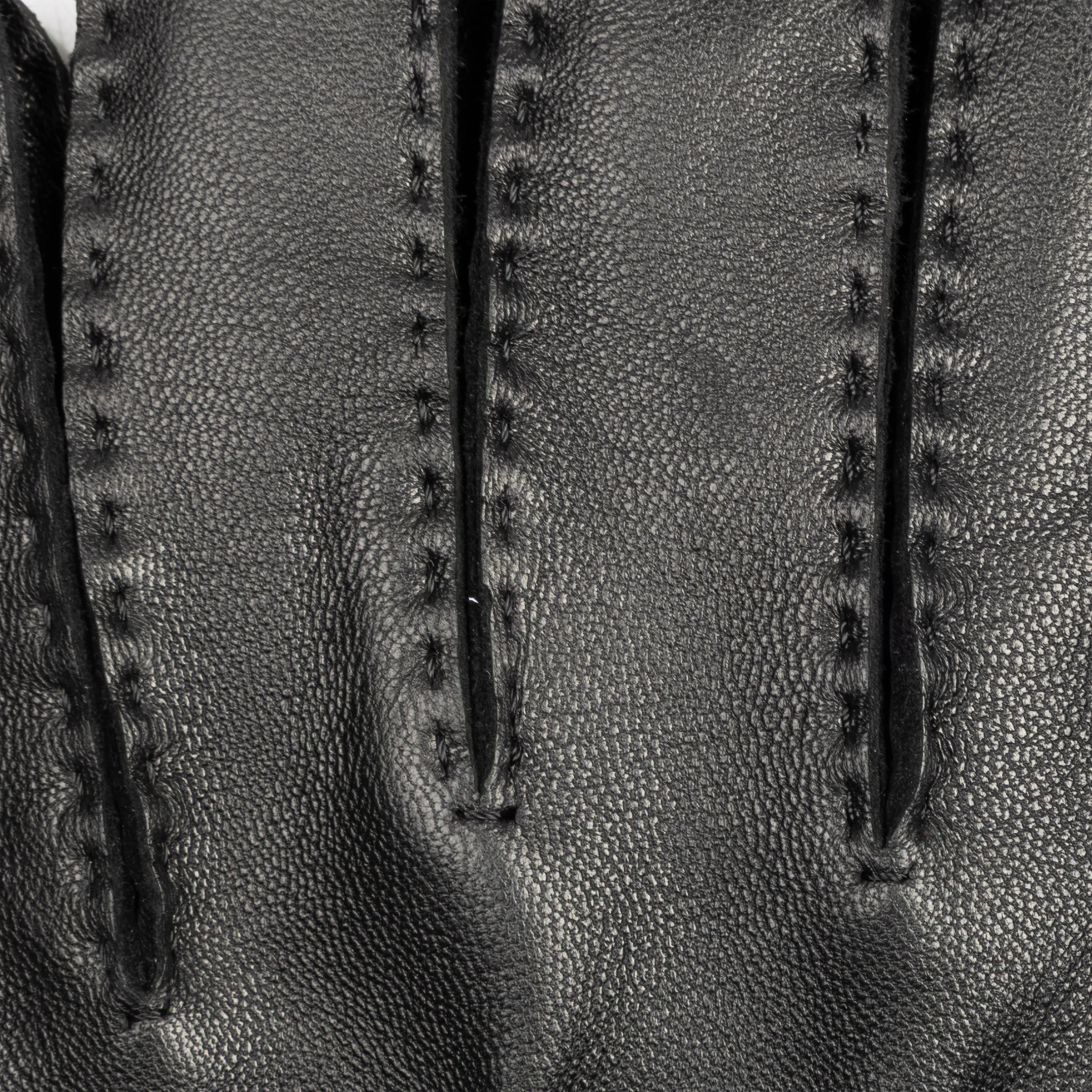 Men’s Heritage Touchscreen Handsewn Three-Point Camel Hair-Lined Leather Gloves - Image 7