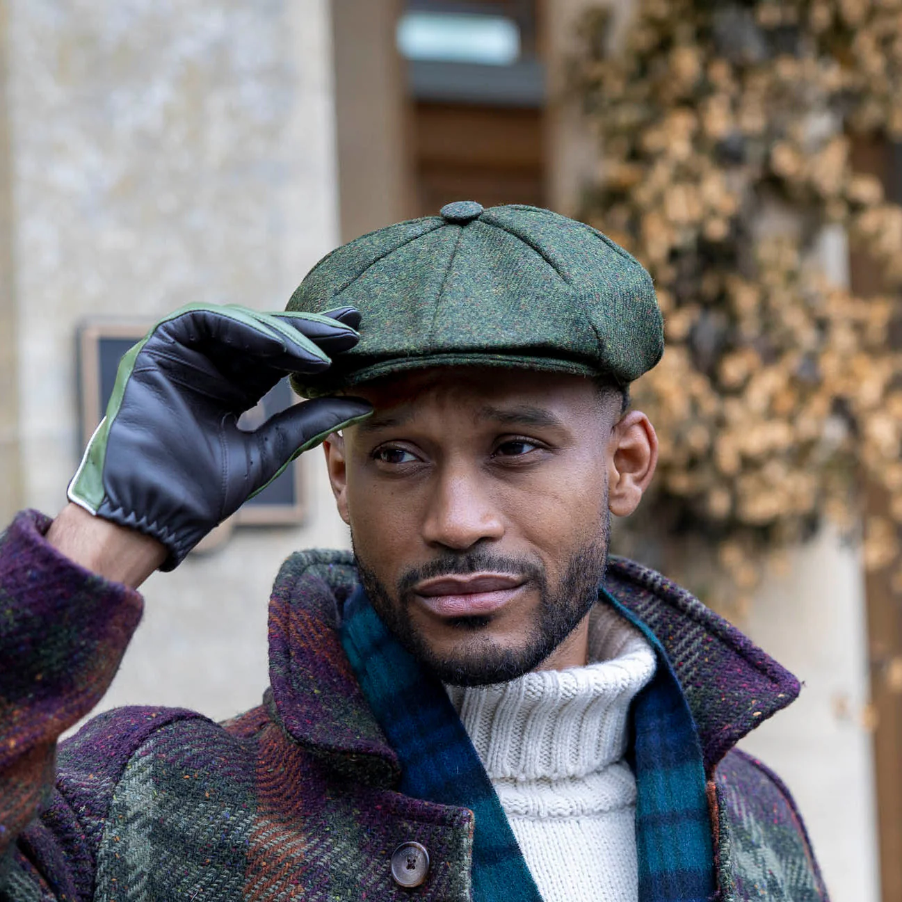 Men's Abraham Moon Plain Tweed Newsboy Cap - Image 2