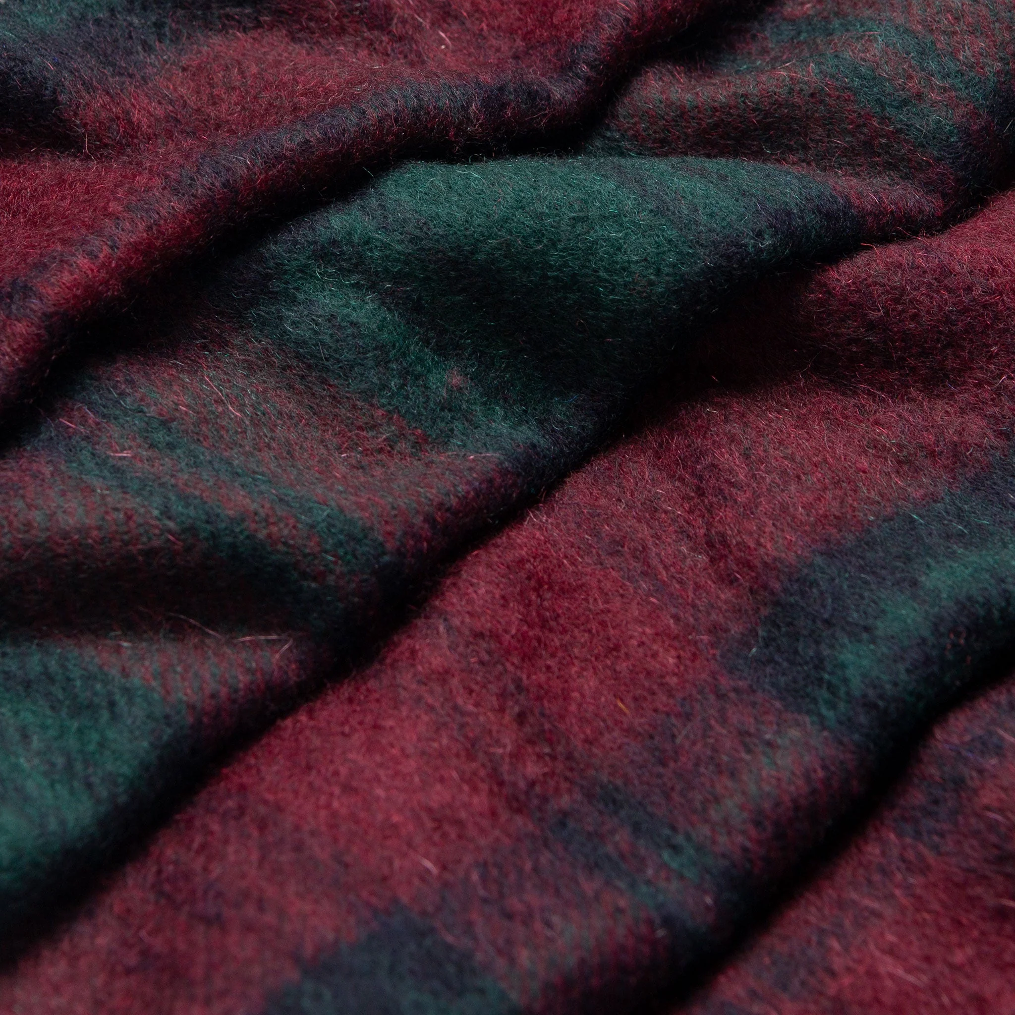 Heritage Tartan Check Cashmere Scarf with Tassels and Gift Box - Image 15