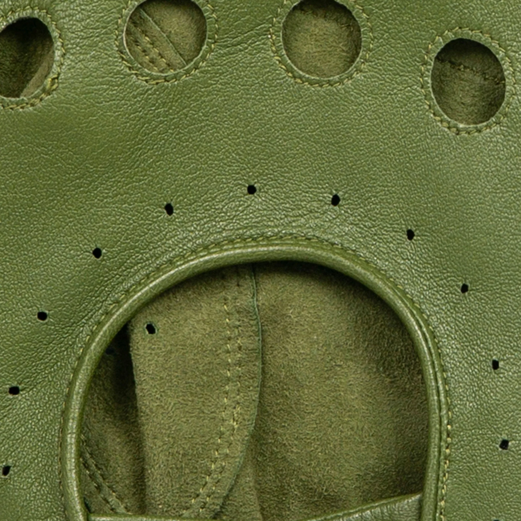 Men's Classic Leather Driving Gloves - Image 23