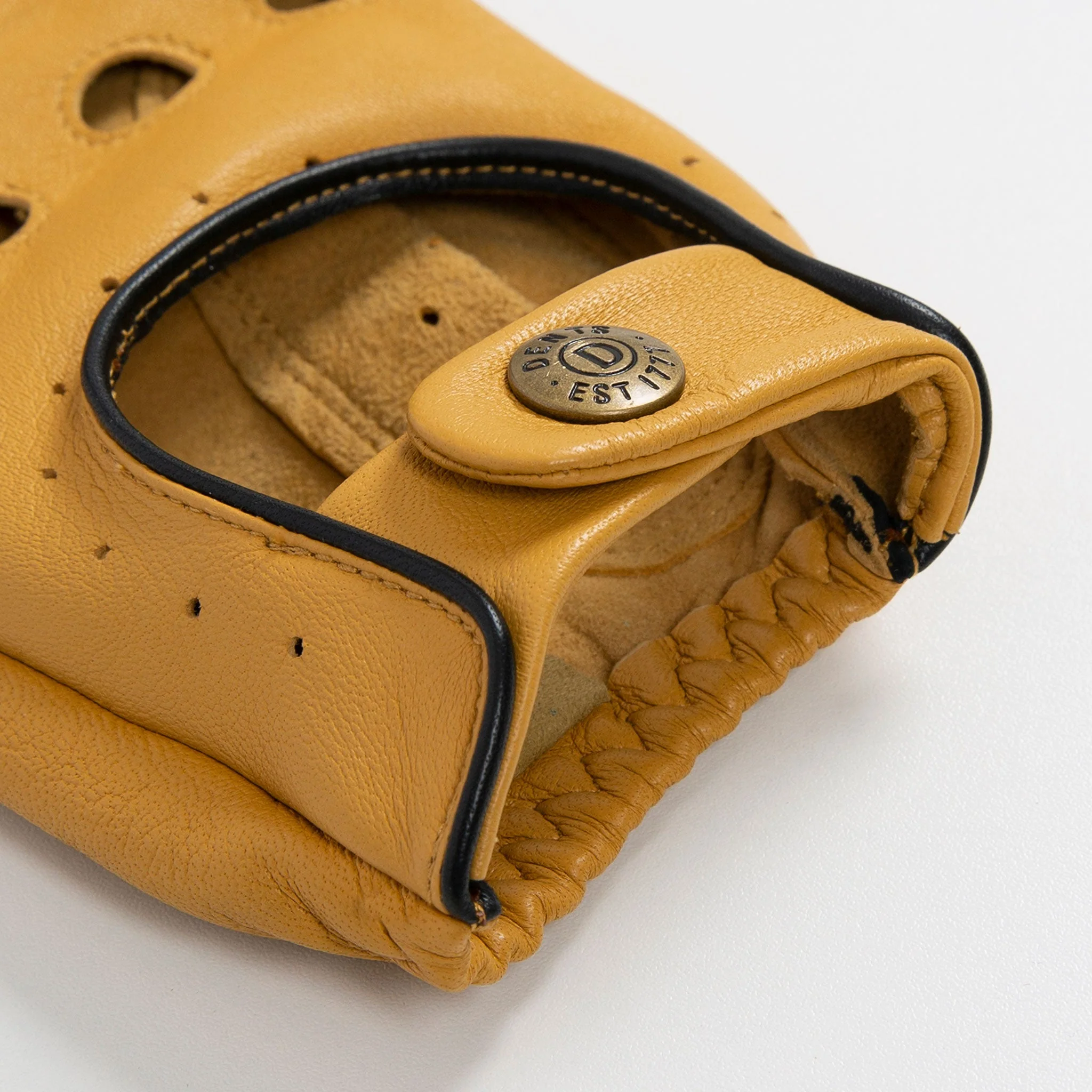Men's Classic Leather Driving Gloves - Image 35
