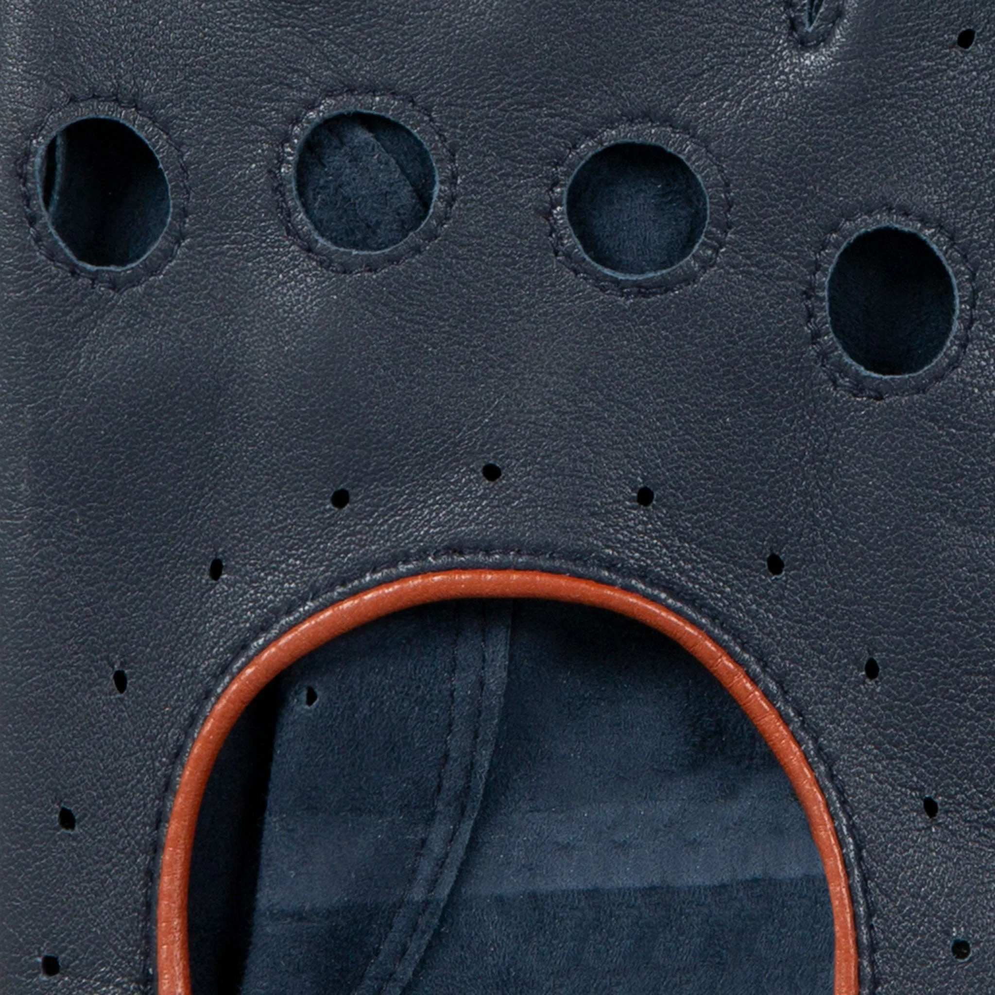 Men's Classic Leather Driving Gloves - Image 86