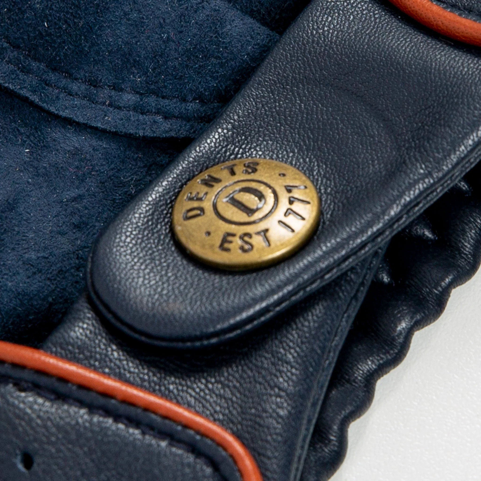 Men's Classic Leather Driving Gloves - Image 87