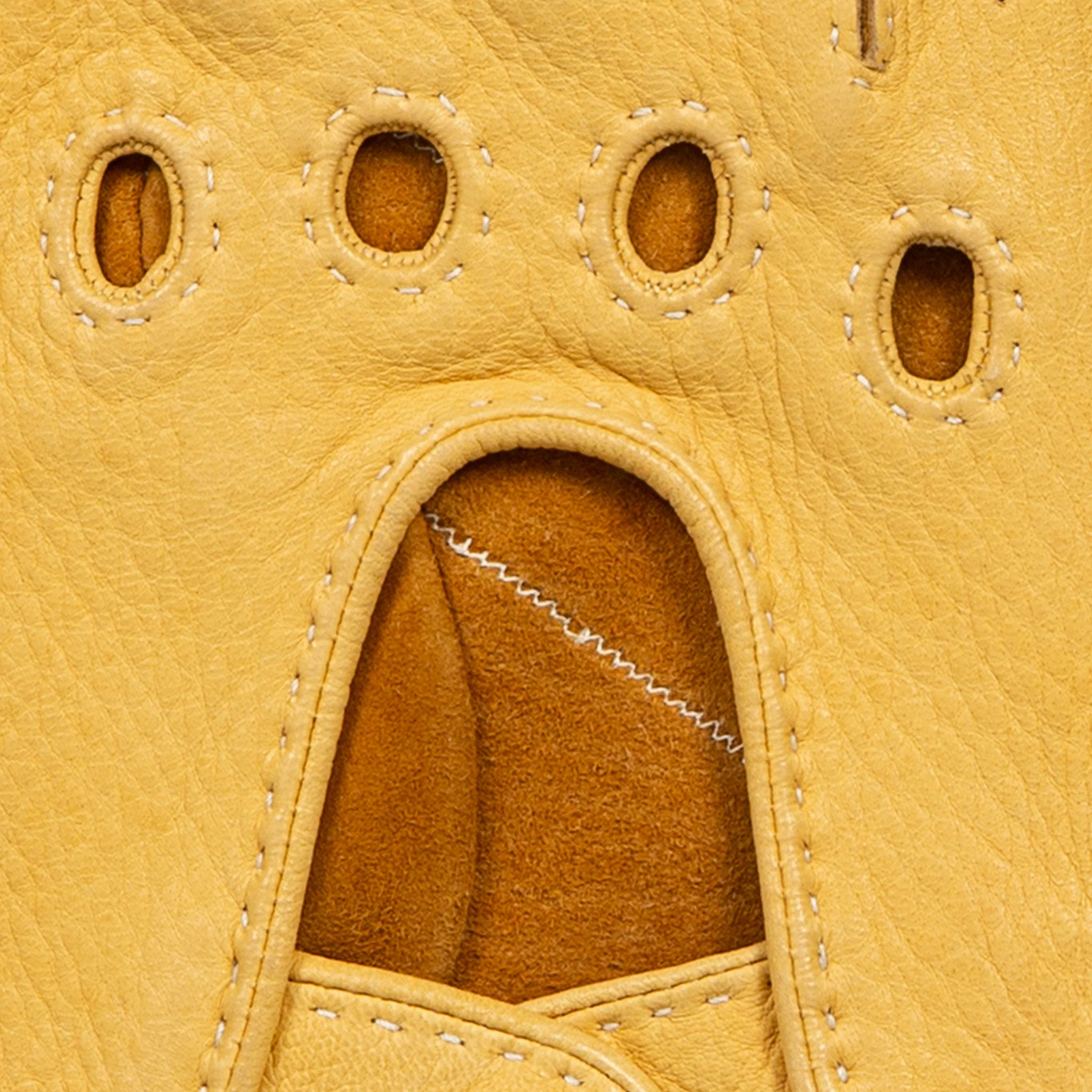 Men's Handsewn Deerskin Leather Driving Gloves - Image 40
