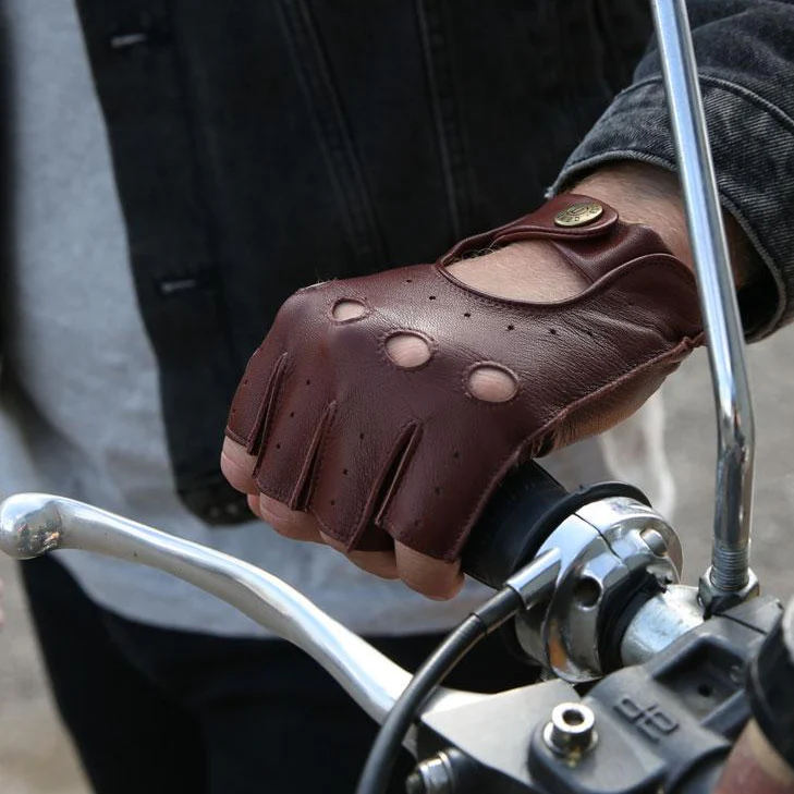 Men's Fingerless Leather Driving Gloves - Image 29