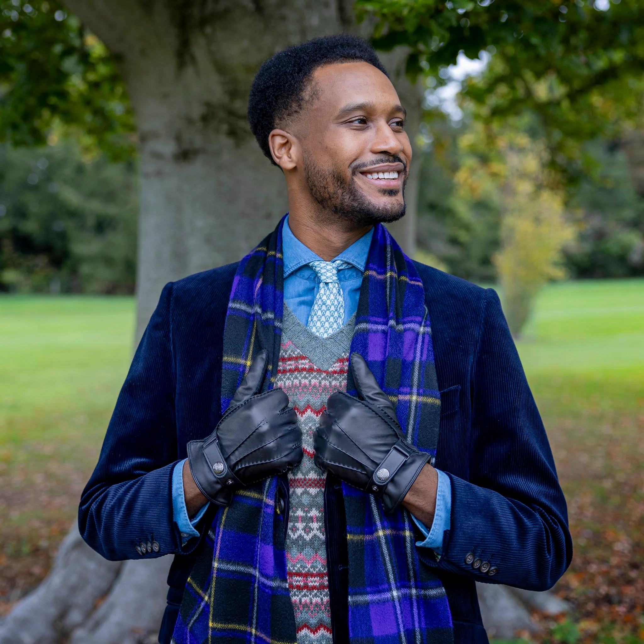 Men's Handsewn Three-Point Wool and Cashmere Blend-Lined Leather Gloves - Image 2