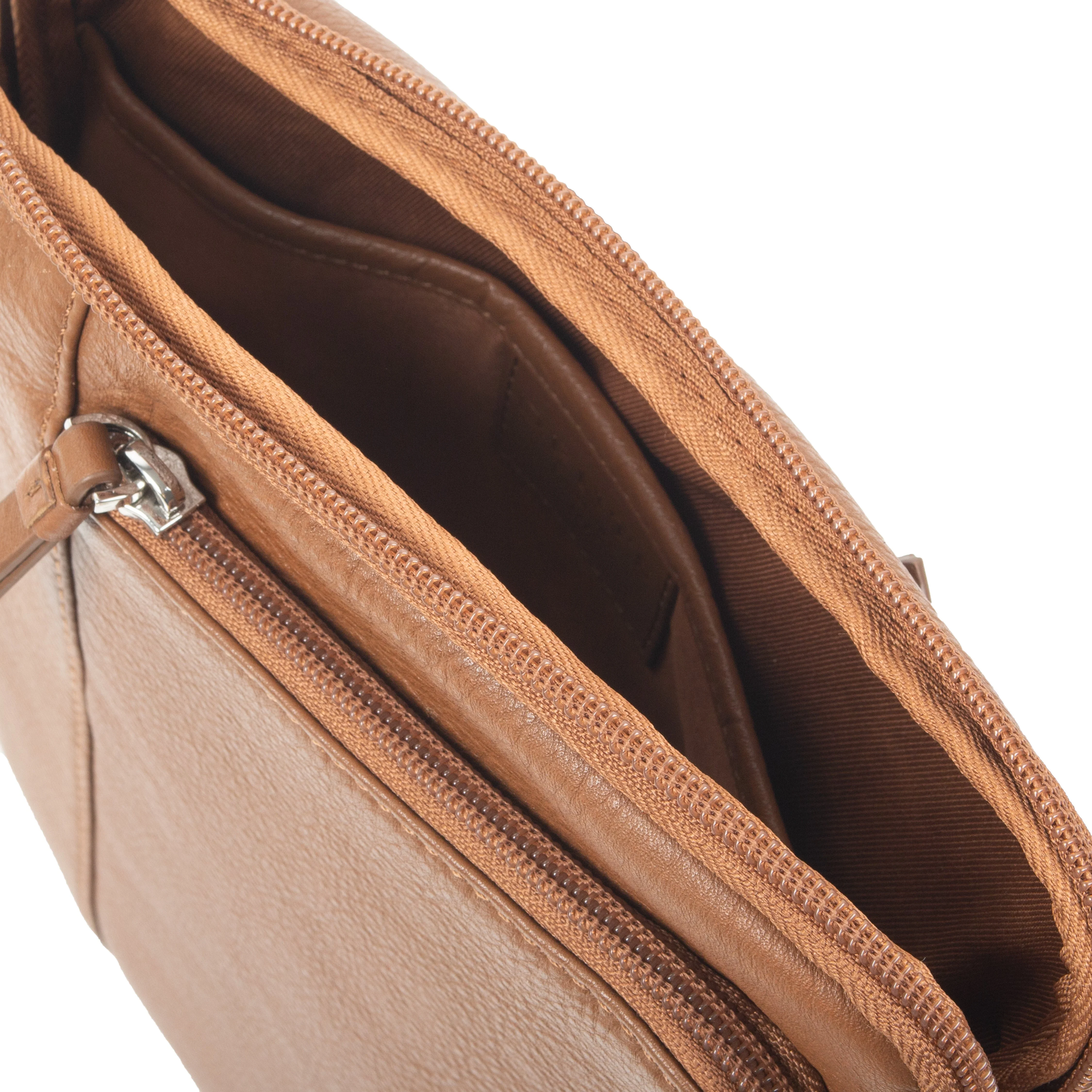 Men's Medium Pebble Grain Leather Crossbody Bag - Image 3
