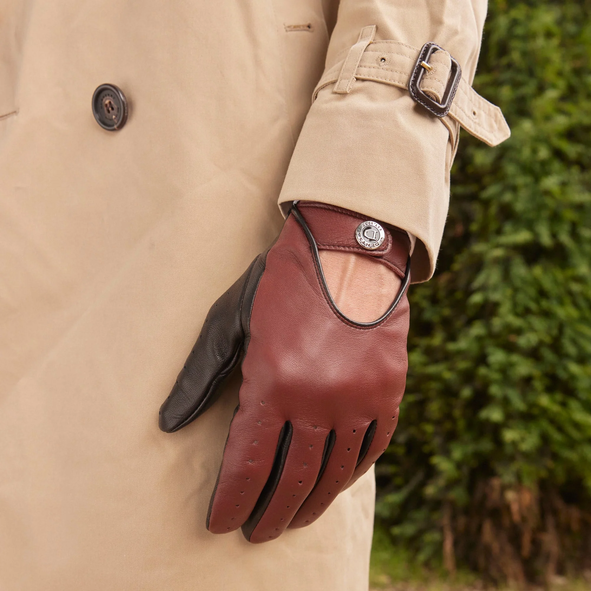 Men's Heritage Two-Colour Leather Driving Gloves - Image 2