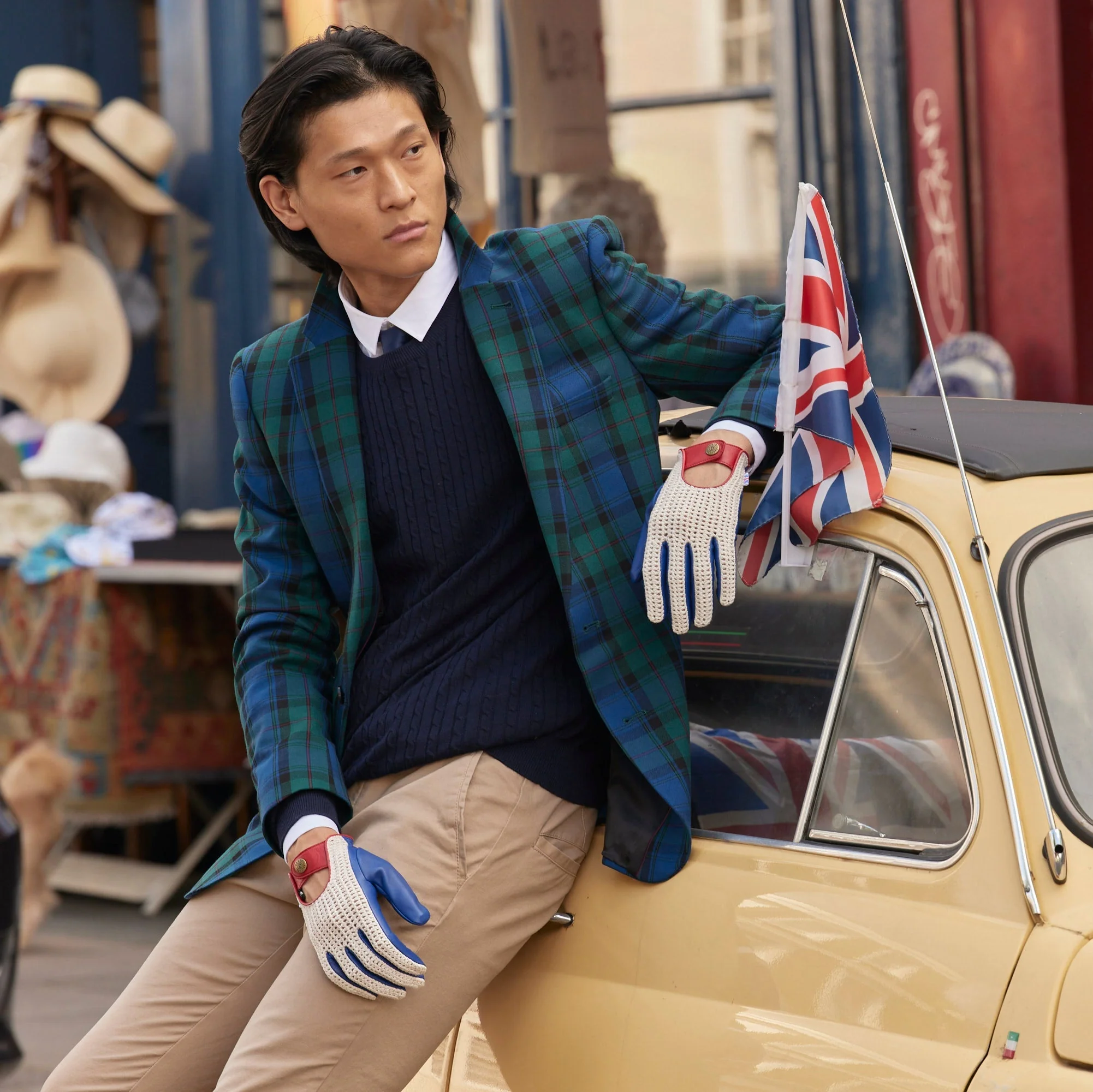 Men’s Heritage Union Jack Crochet-Back Leather Driving Gloves - Image 2