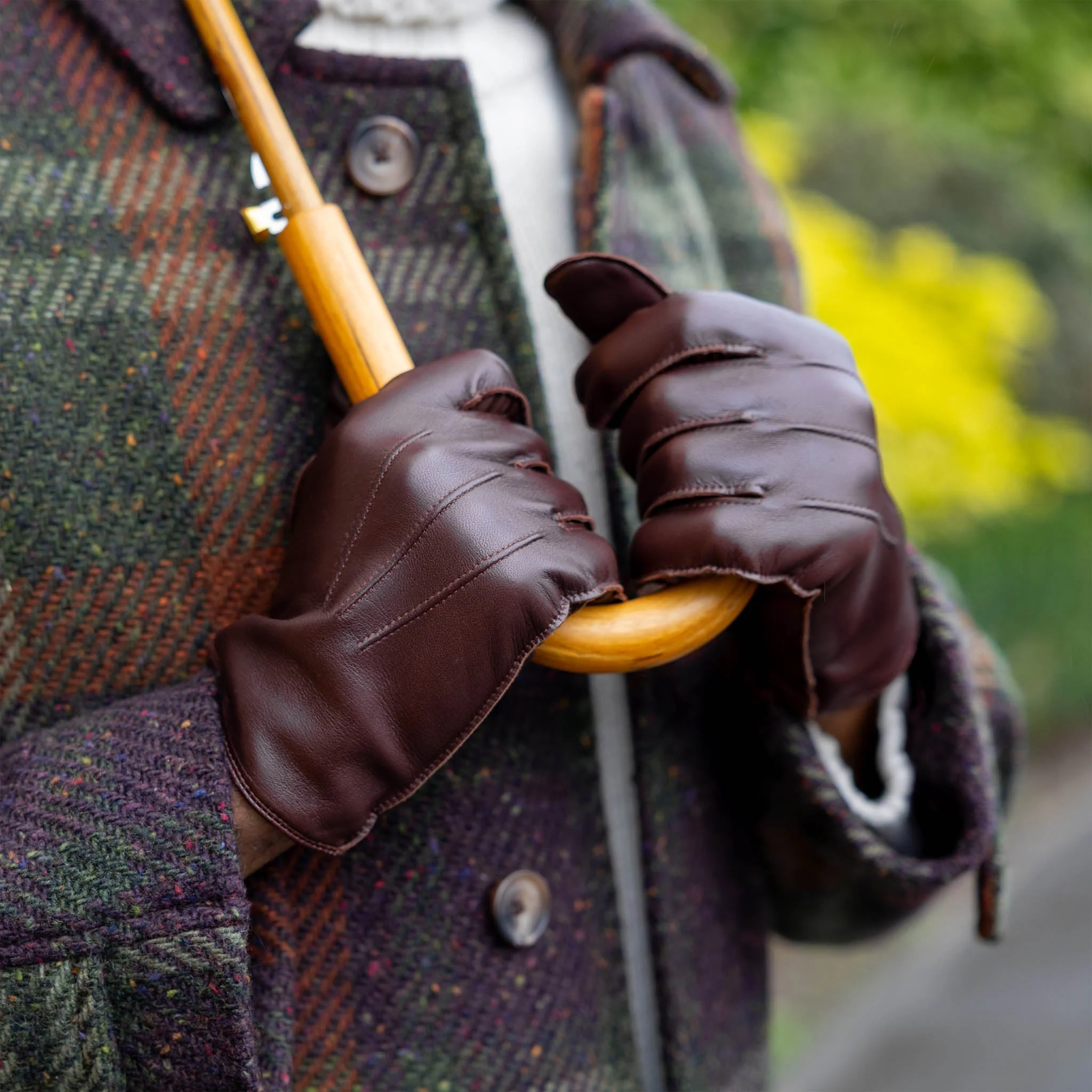 Men's Three-Point Wool-Lined Leather Officer's Gloves - Image 8