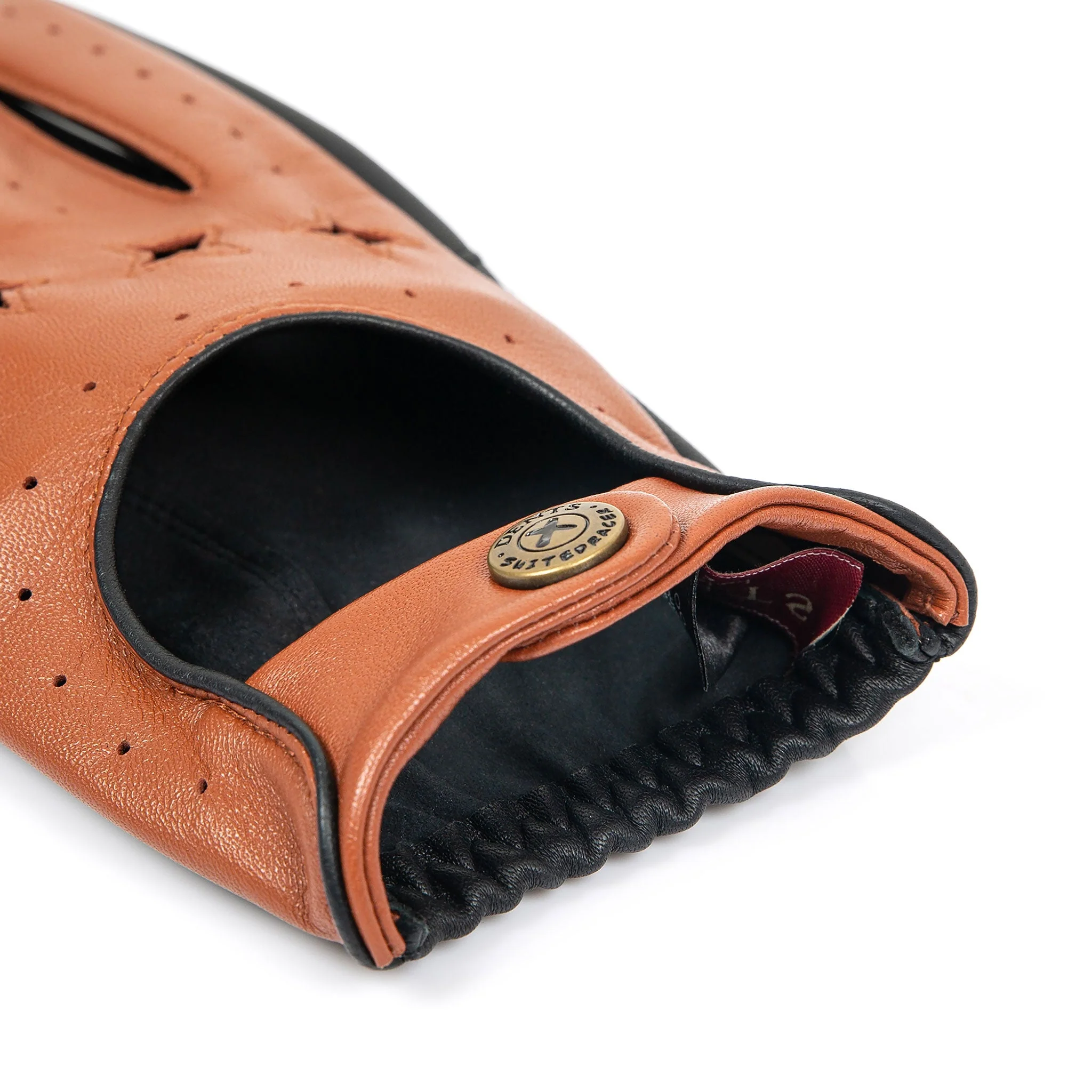 Men's The Suited Racer Touchscreen Leather Driving Gloves - Image 19