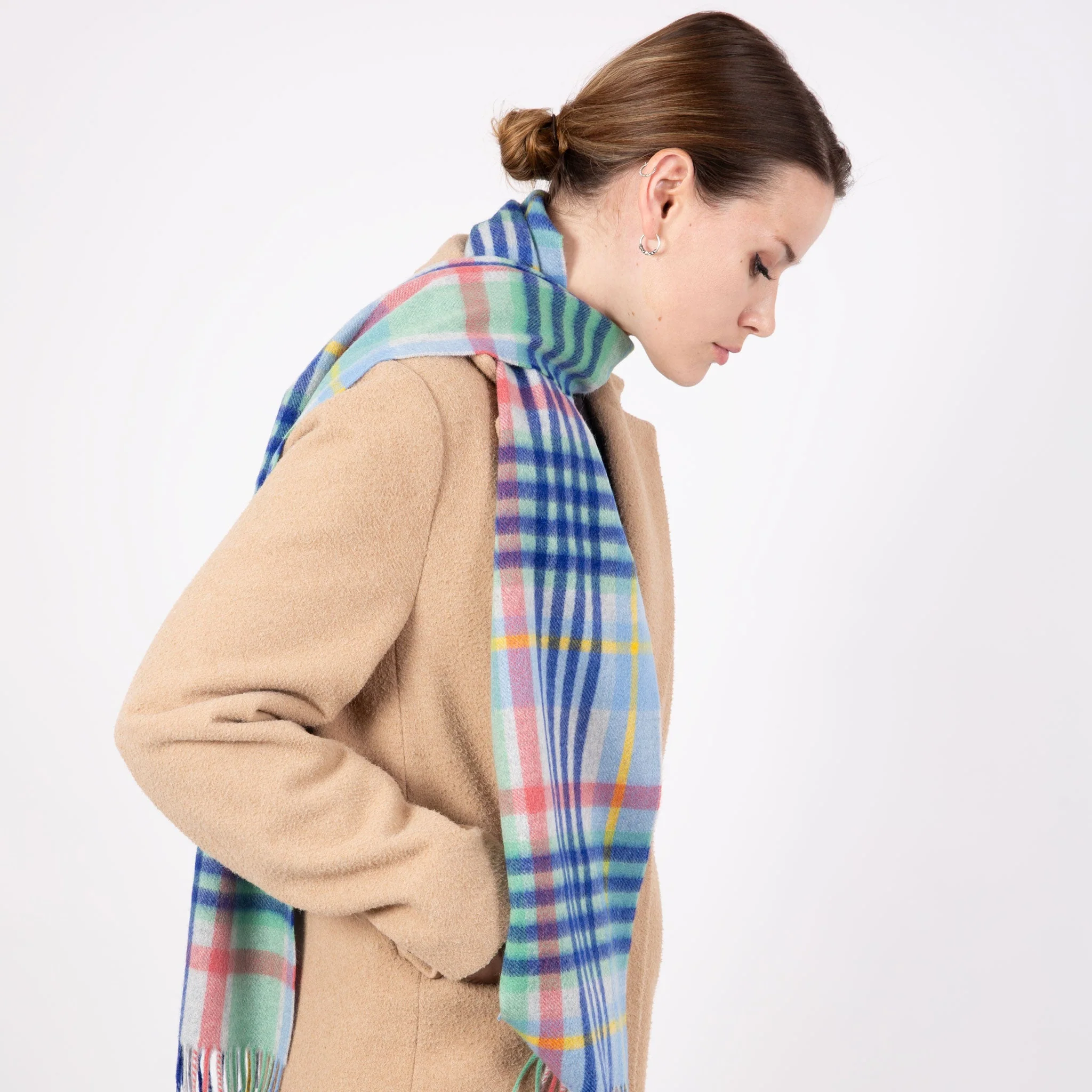 Heritage Plaid Check Cashmere Scarf with Tassels and Gift Box - Image 10