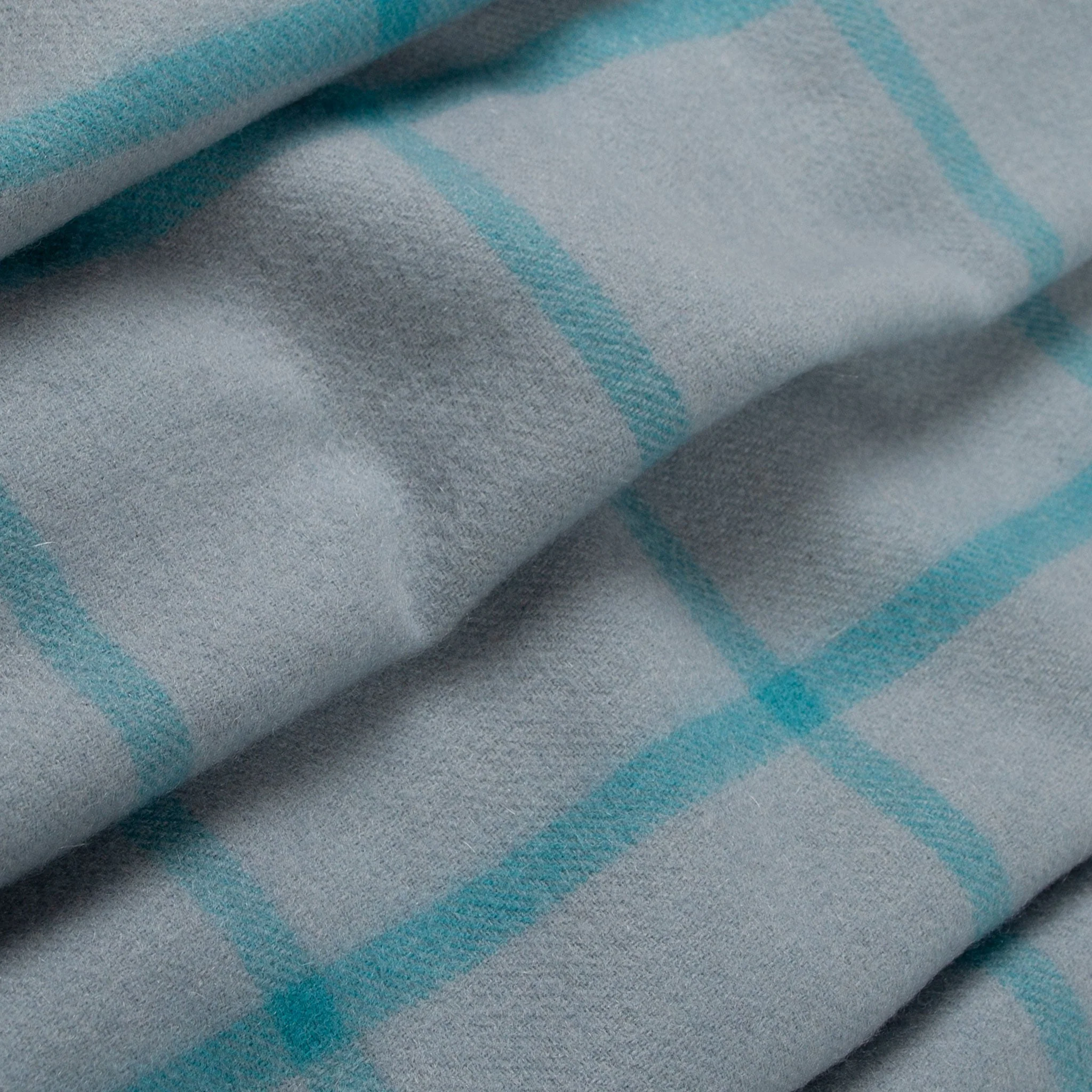 Heritage Plaid Check Cashmere Scarf with Tassels and Gift Box - Image 30