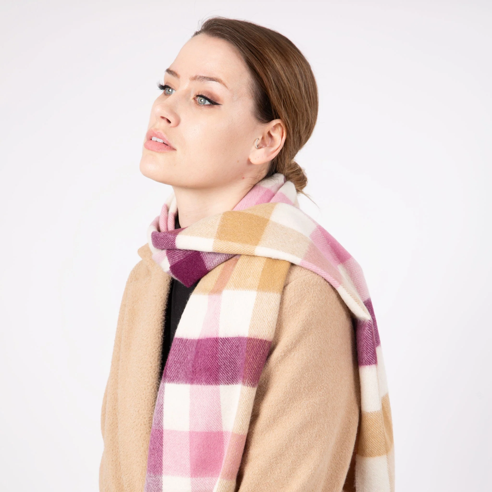 Heritage Plaid Check Cashmere Scarf with Tassels and Gift Box - Image 33