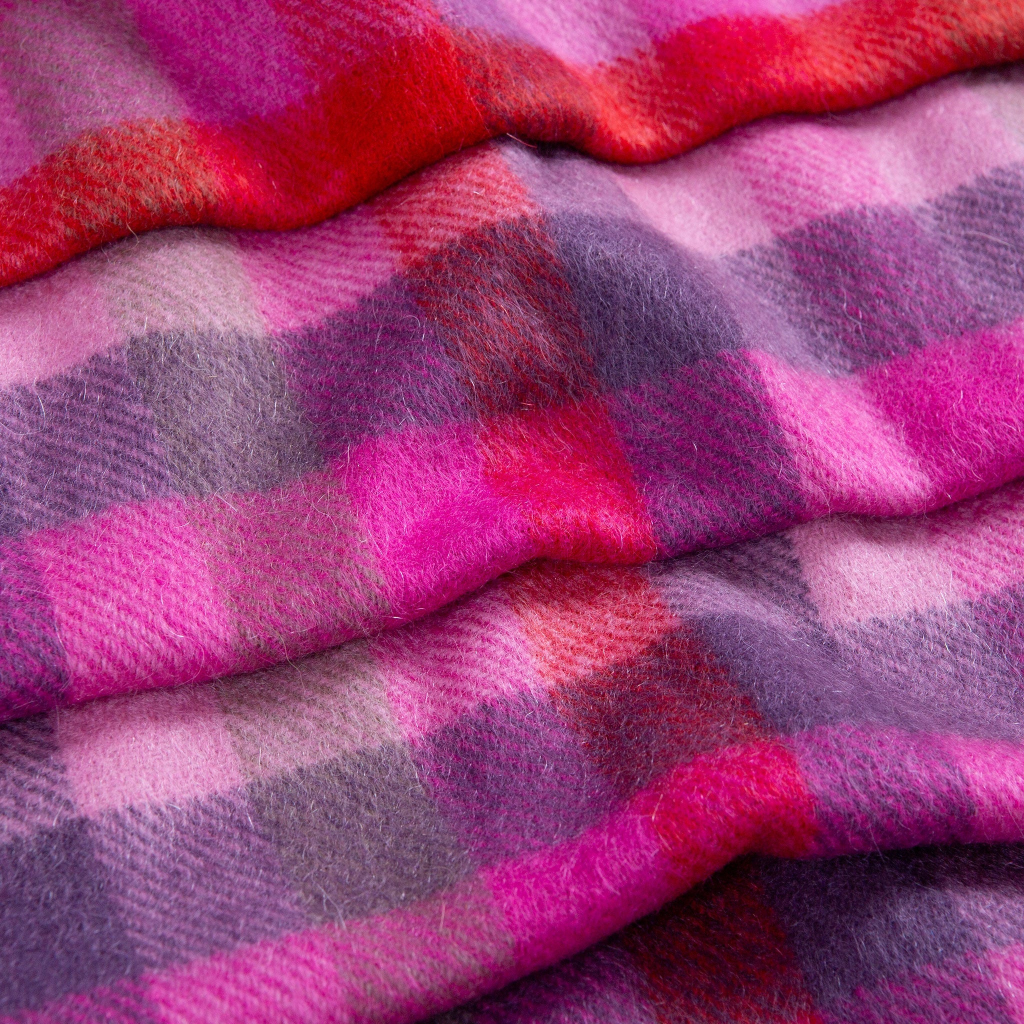 Heritage Plaid Check Cashmere Scarf with Tassels and Gift Box - Image 55