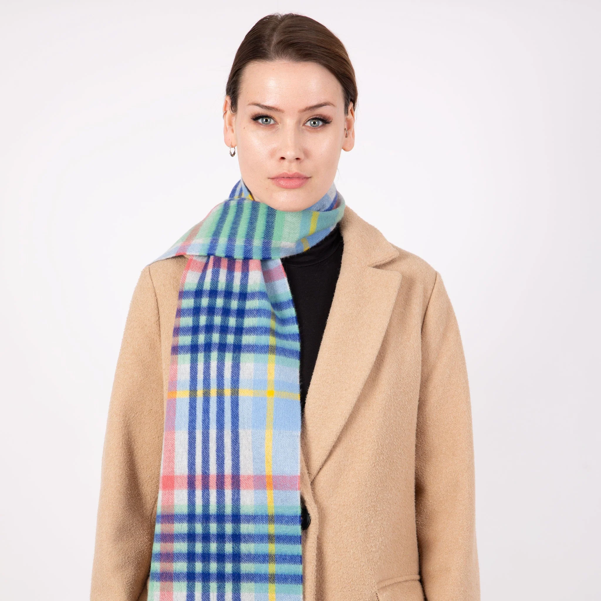 Heritage Plaid Check Cashmere Scarf with Tassels and Gift Box - Image 9