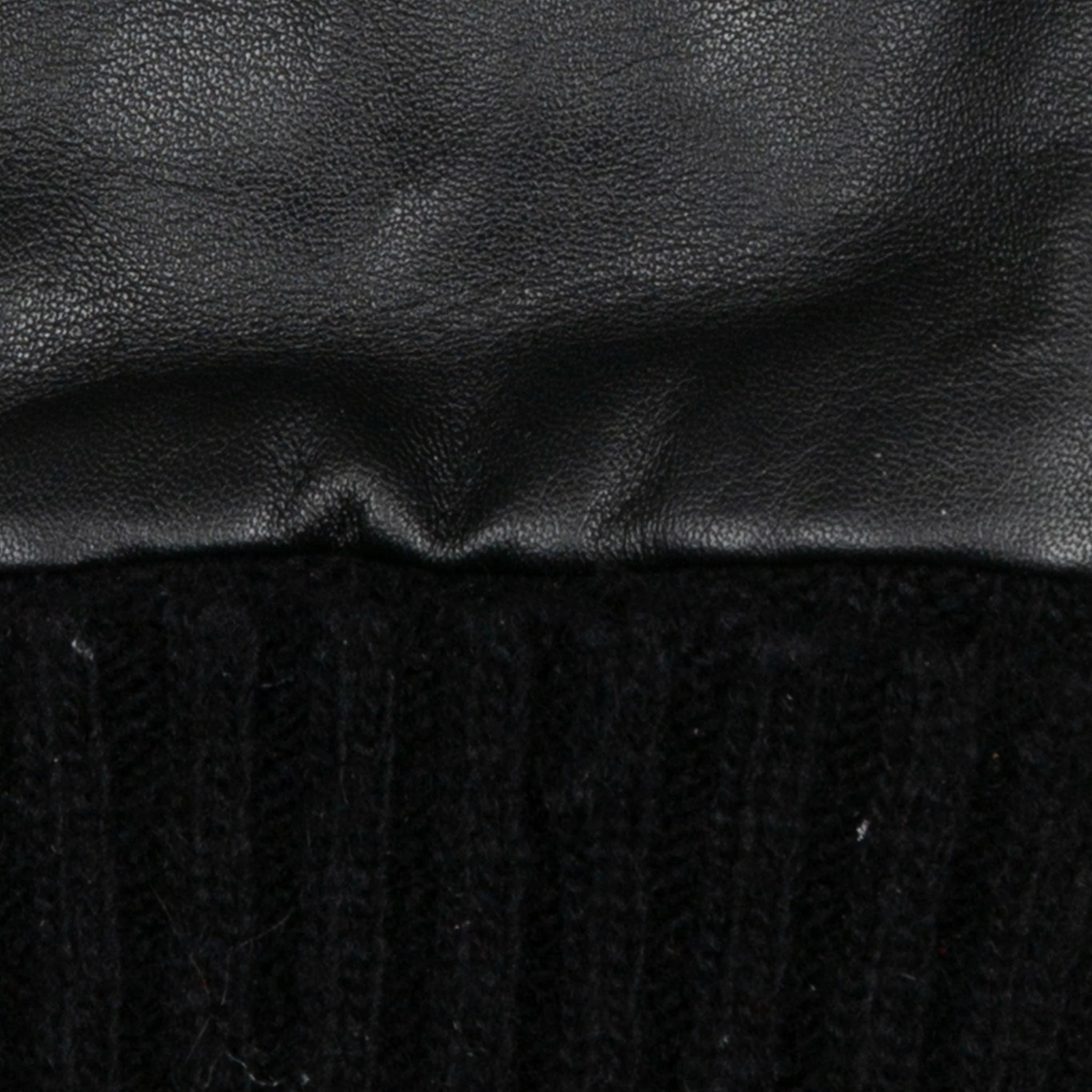 Women’s Fingerless Fleece-Lined Leather Gloves with Quilted Chevron Design - Image 19