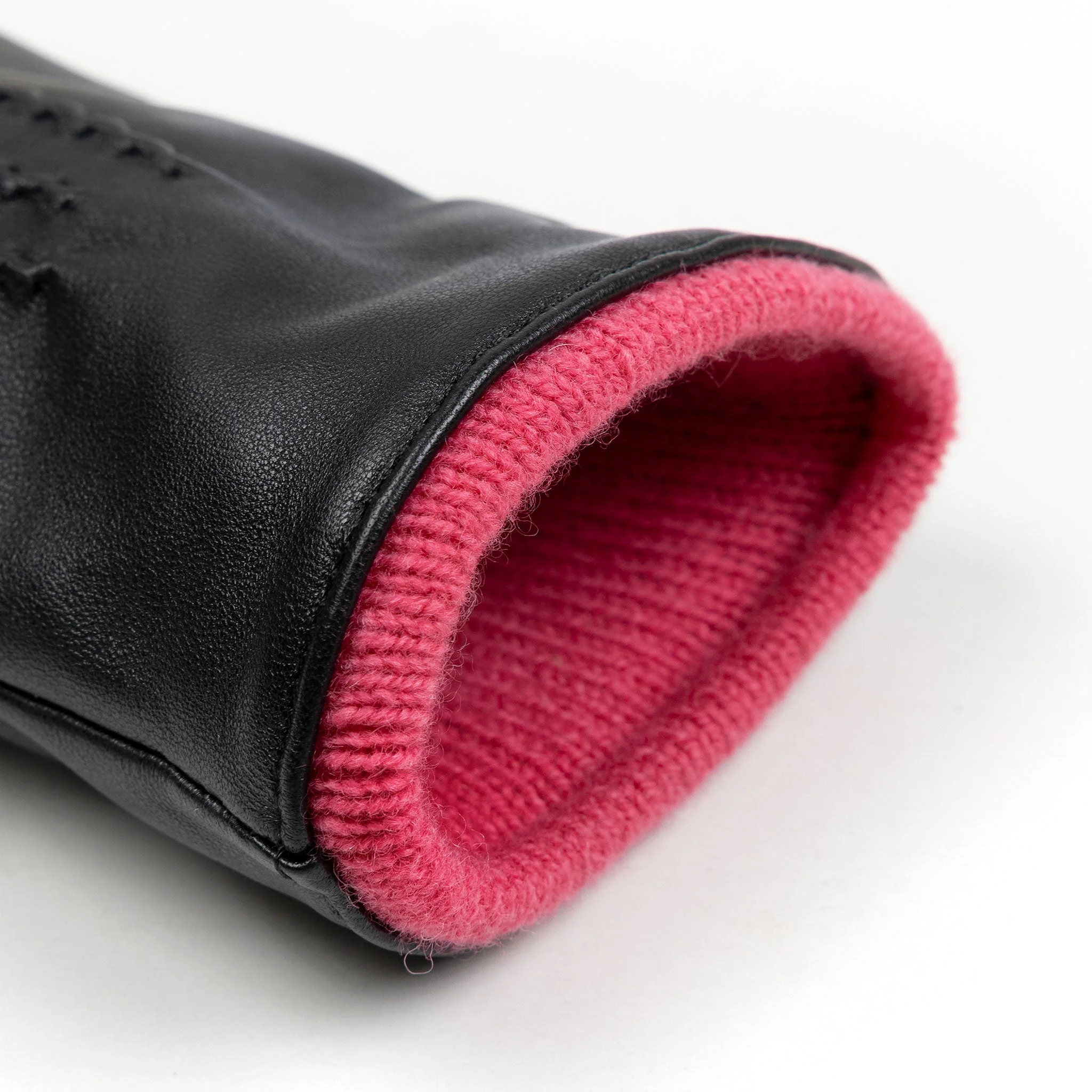 Women’s Heritage Touchscreen Handsewn Three-Point Wool-Lined Leather Gloves - Image 82