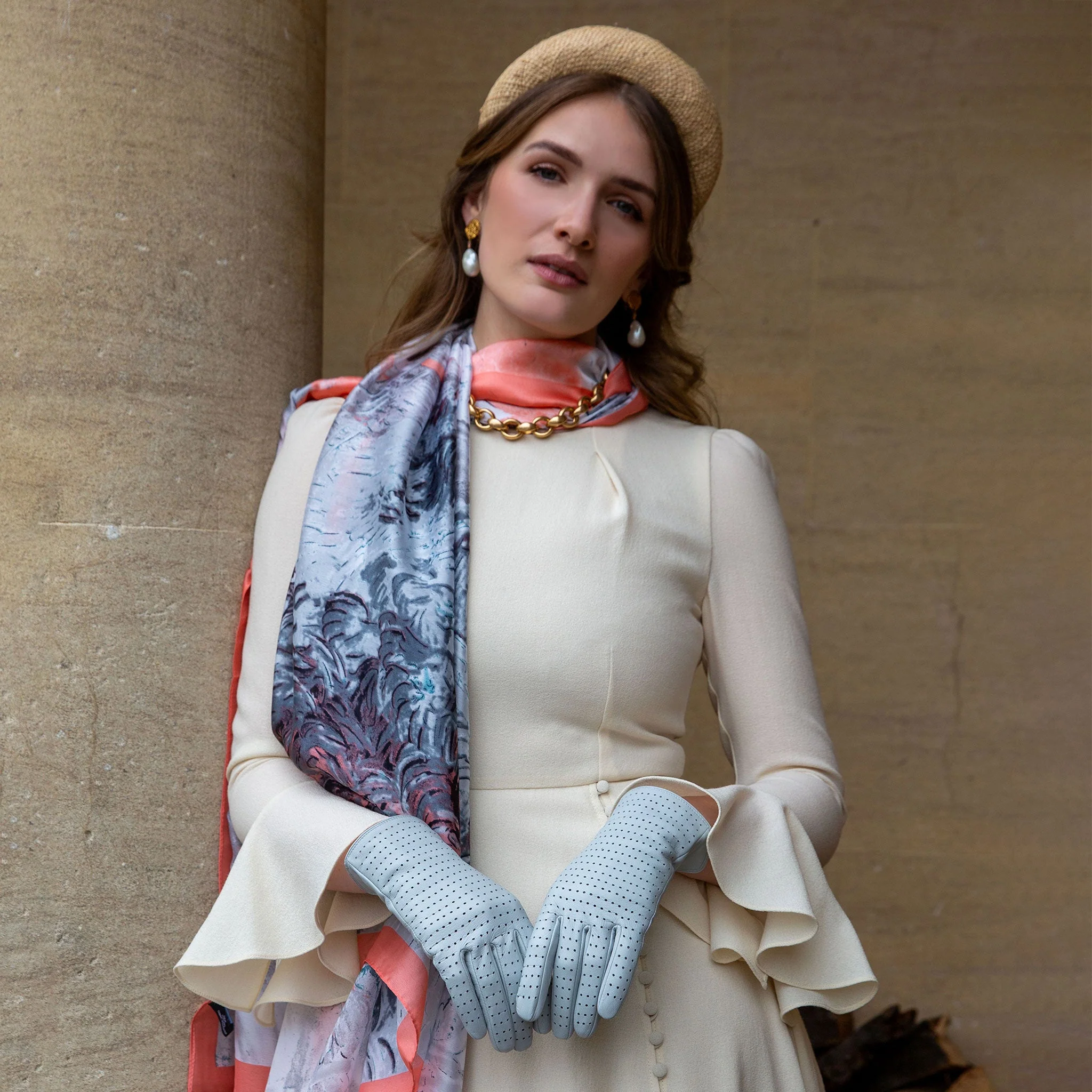 Women’s Perforated Leather Gloves - Image 13