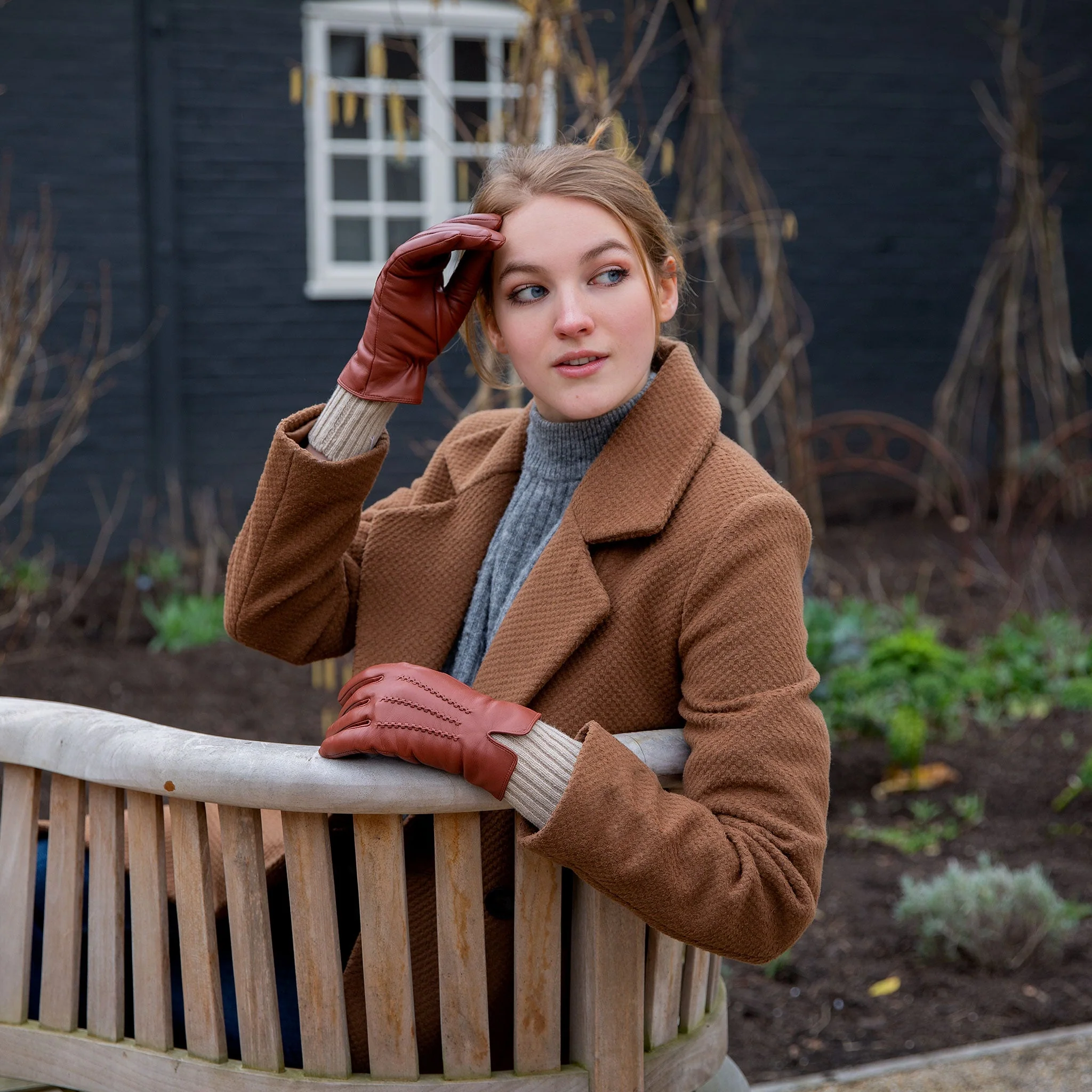 Women’s Three-Point Wool Blend-Lined Leather Gloves with Knitted Cuffs - Image 29
