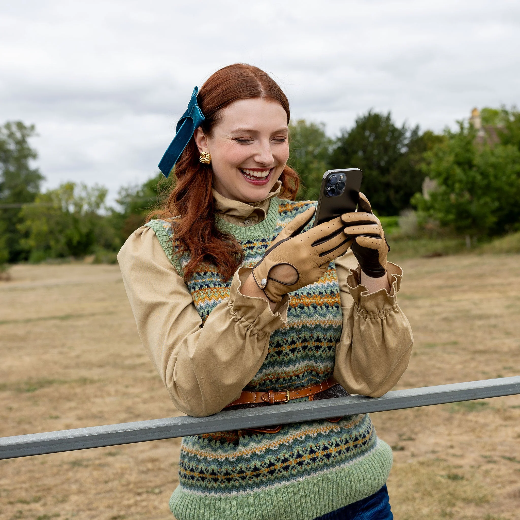 Women’s Touchscreen Leather Driving Gloves - Image 38