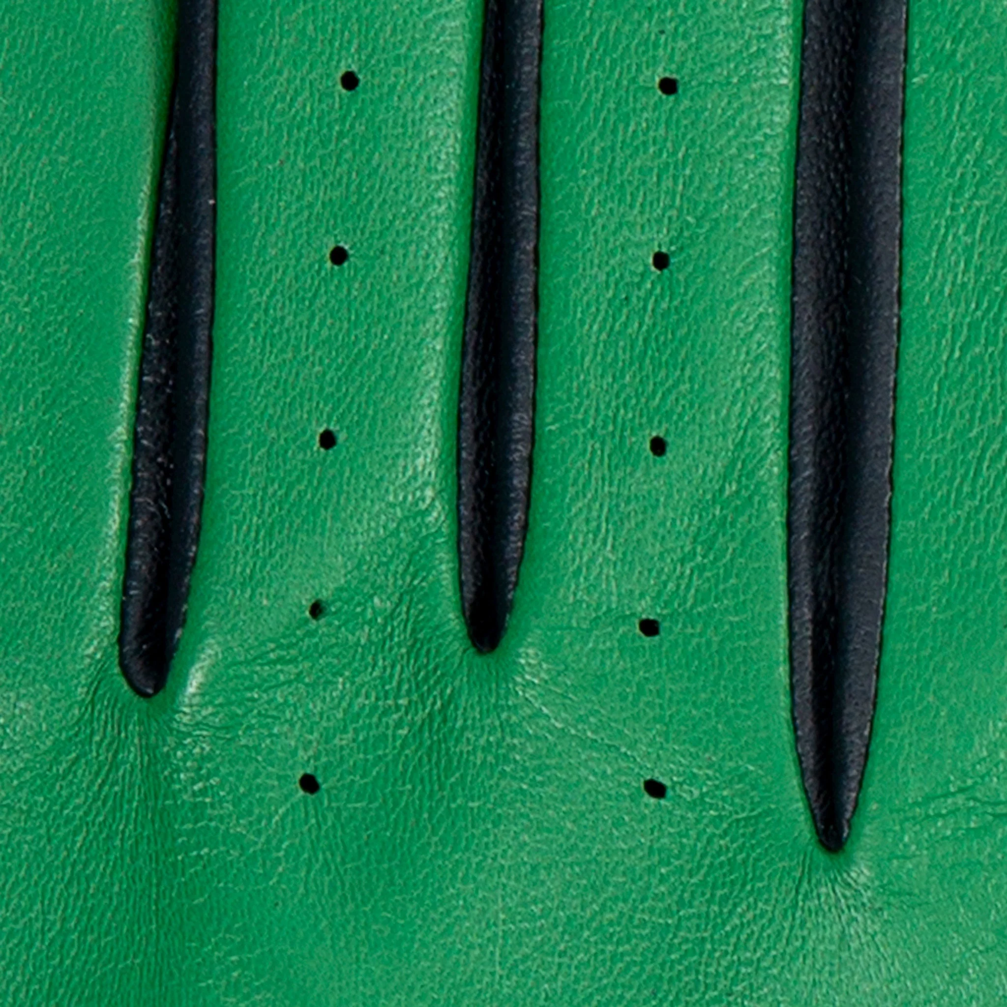 Women’s Touchscreen Leather Driving Gloves - Image 9