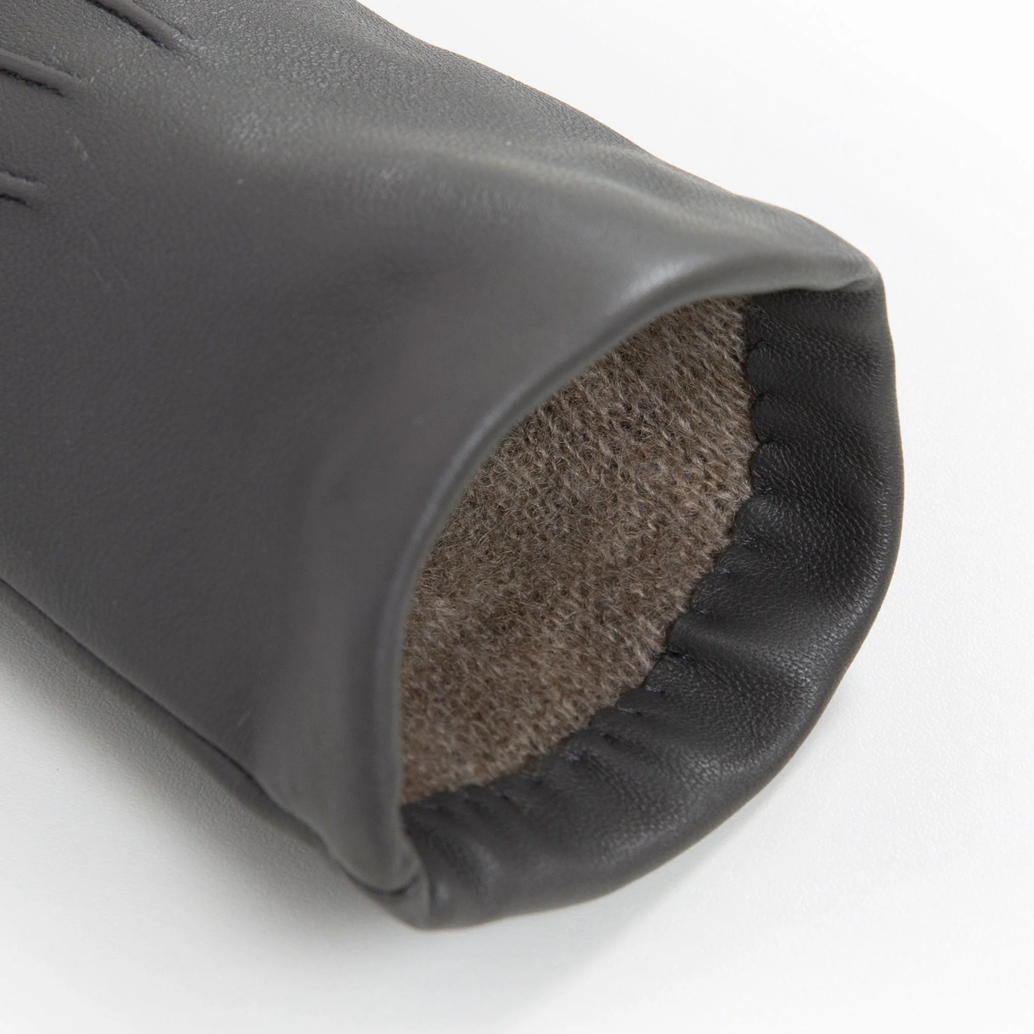 Women's Three-Point Cashmere-Lined Leather Gloves - Image 43