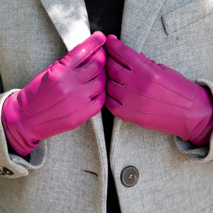 Women's Three-Point Lined Leather Gloves - Image 16