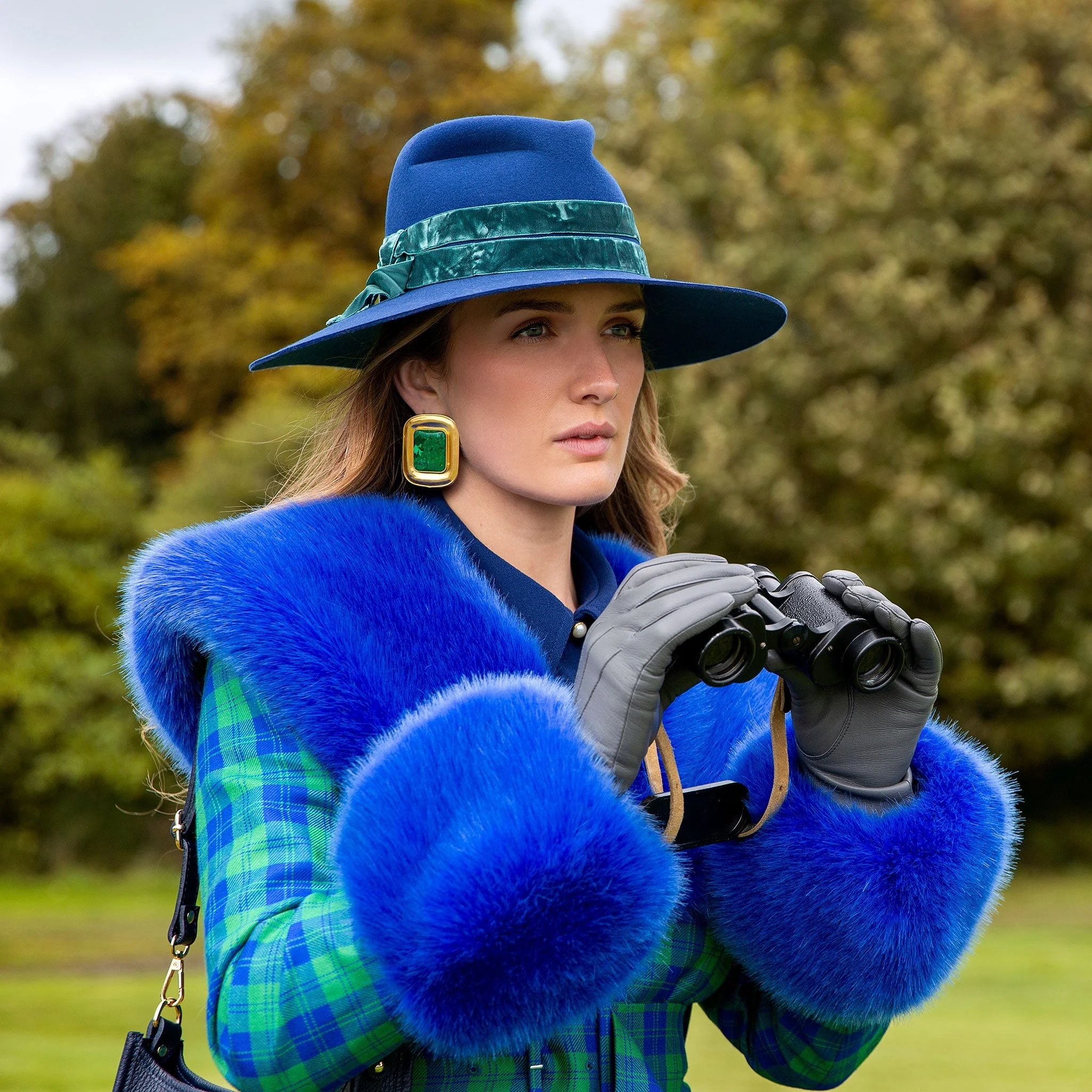 Women's Three-Point Lined Leather Gloves - Image 39