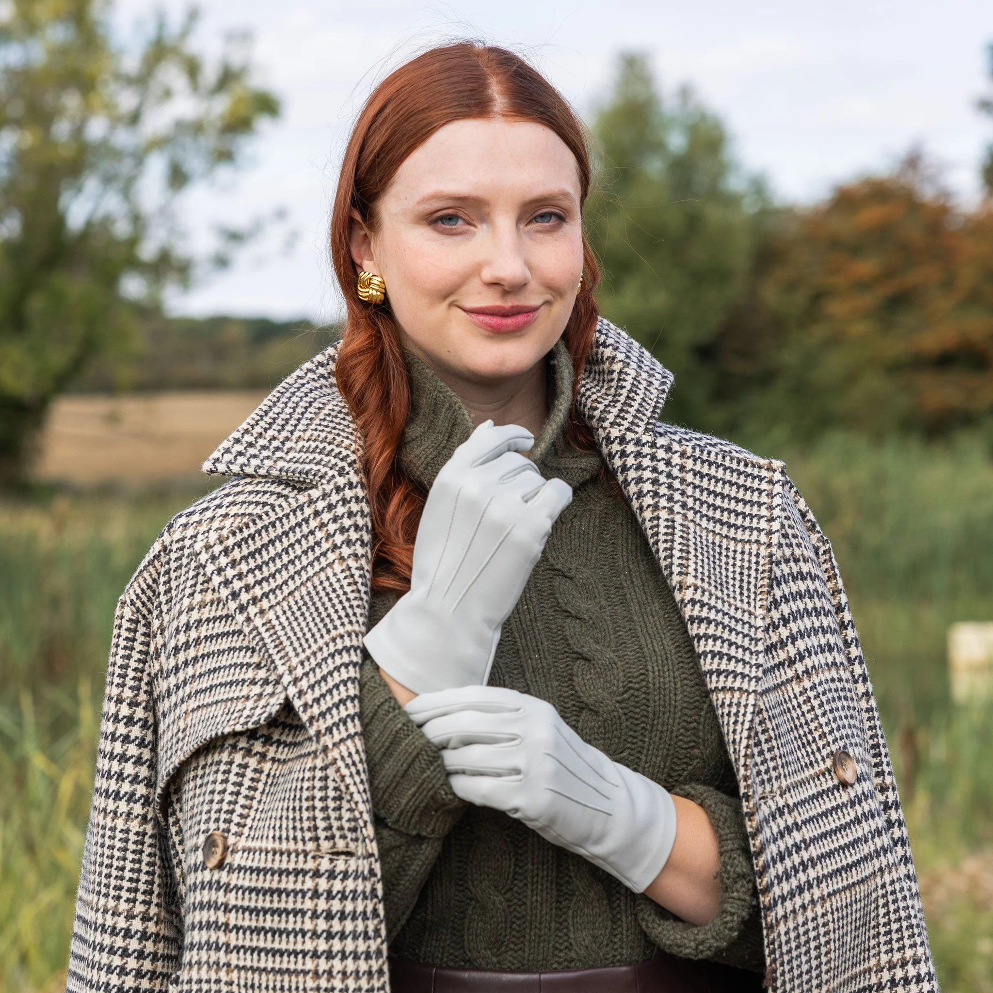 Women's Three-Point Leather Gloves - Image 3