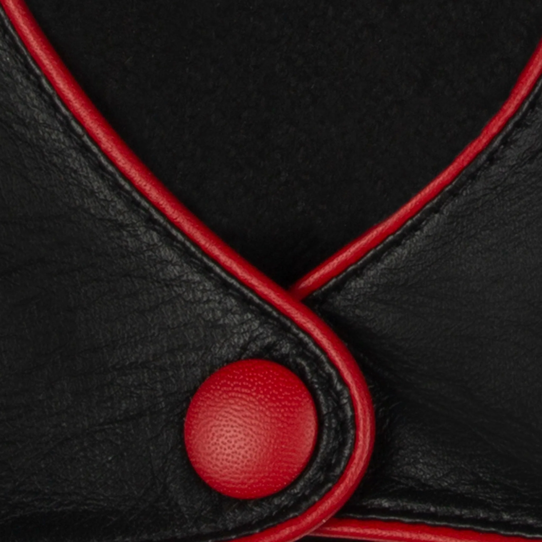 Women's Leather Driving Gloves with Heart Cut-out - Image 19