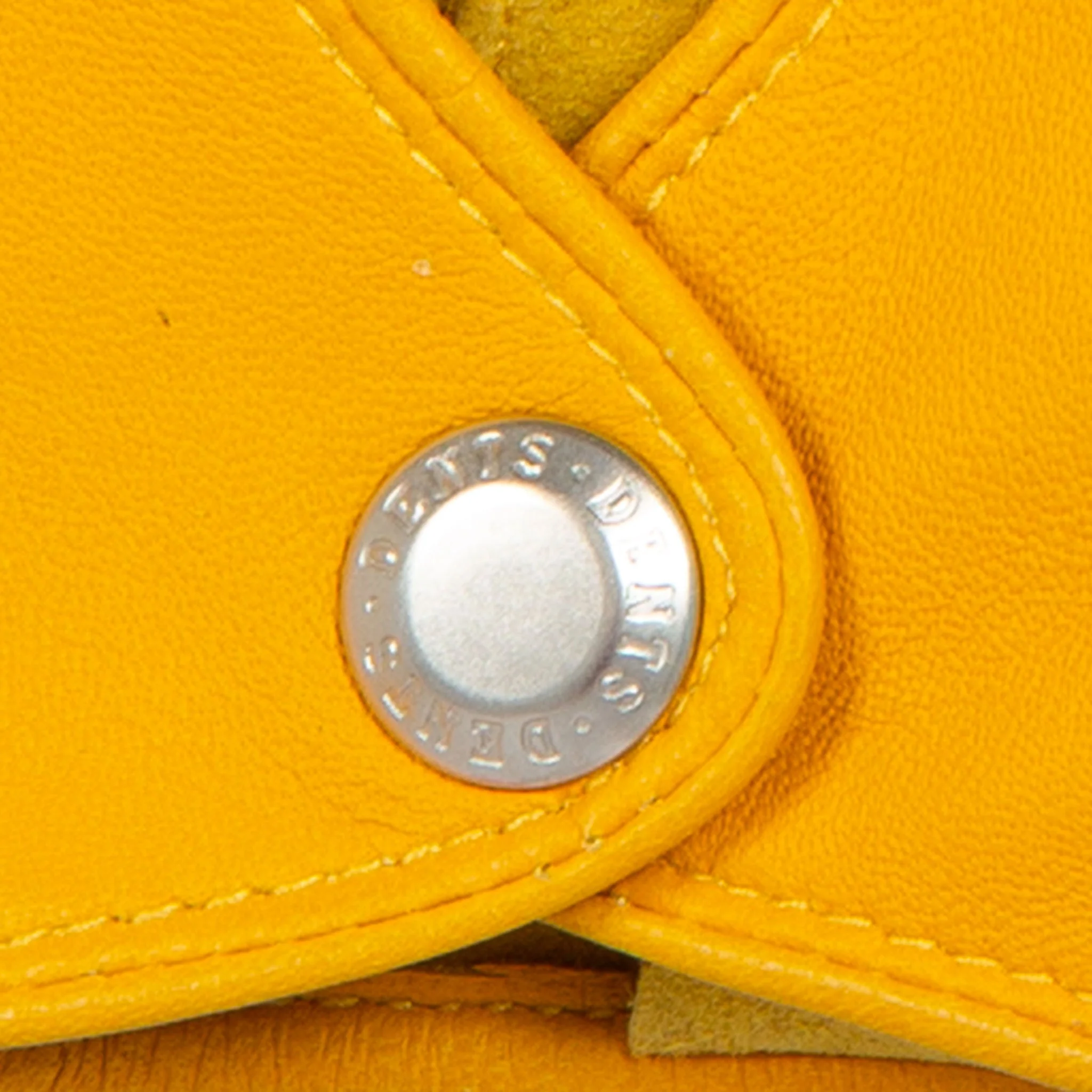 Women's Leather Driving Gloves - Image 112