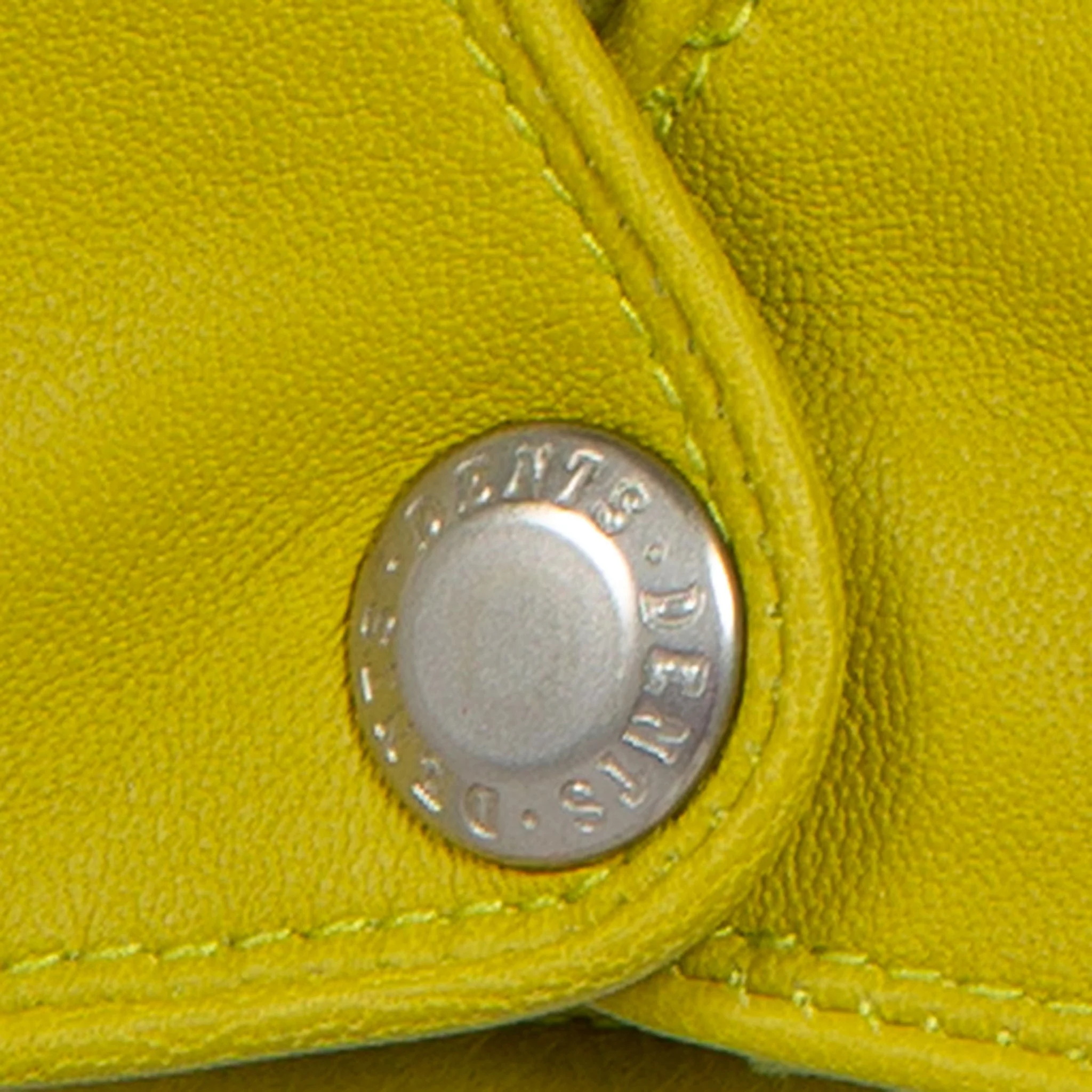 Women's Leather Driving Gloves - Image 137