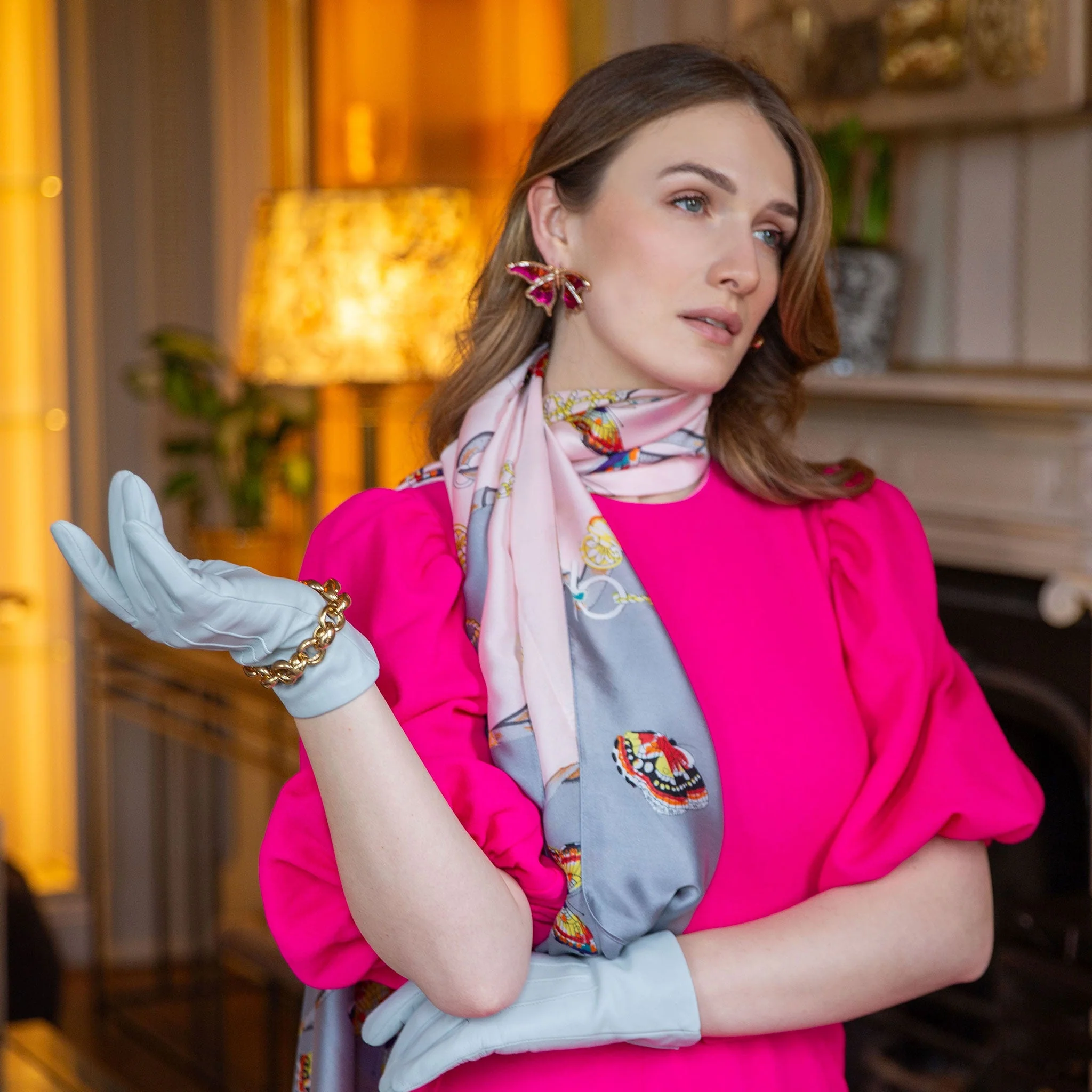 Women's Three-Point Silk-Lined Leather Gloves - Image 6