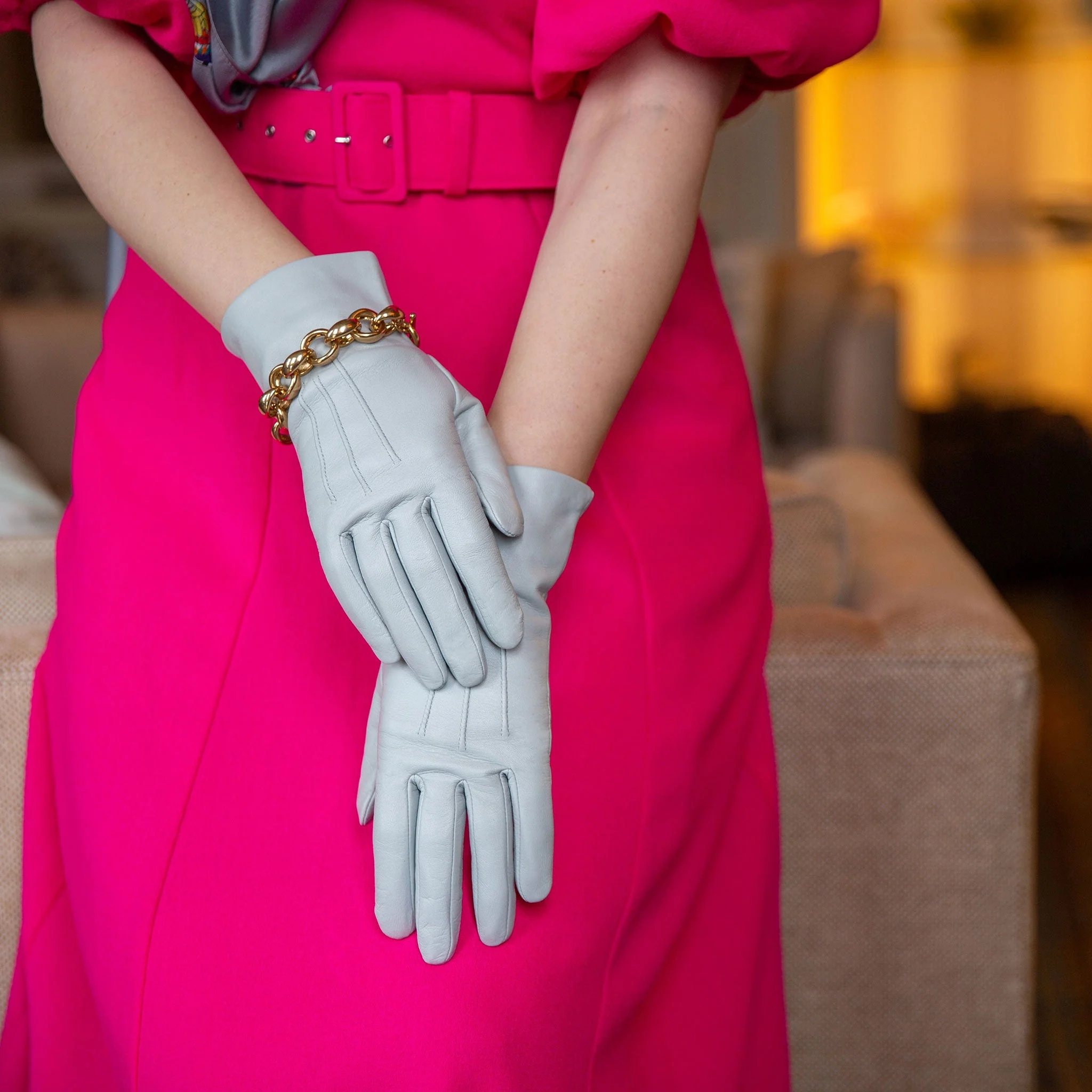 Women's Three-Point Silk-Lined Leather Gloves - Image 7